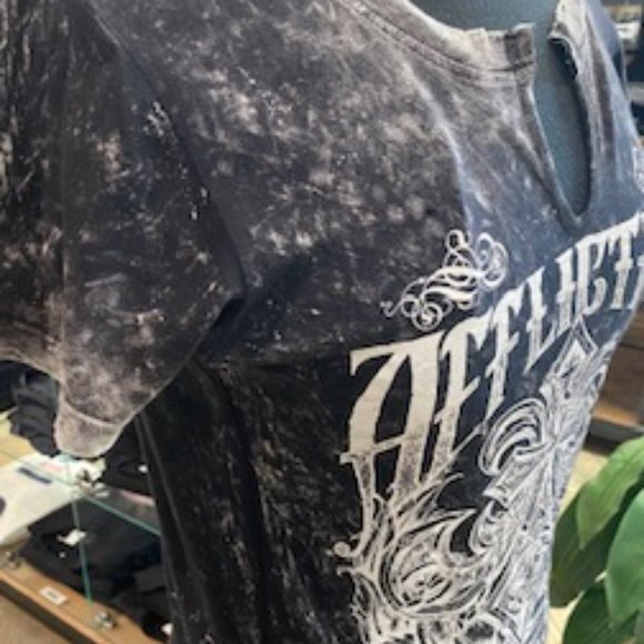 Cute Women's Black/Grey Reversible Affliction Tee, Size Large - Picture 6 of 7